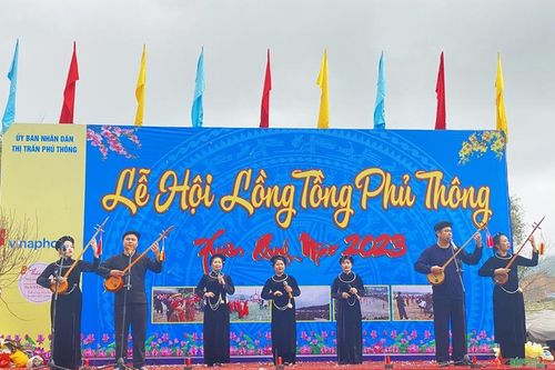 Lồng tồng Phủ Thông - lễ hội đặc sắc của đồng bào Tày Bắc Kạn