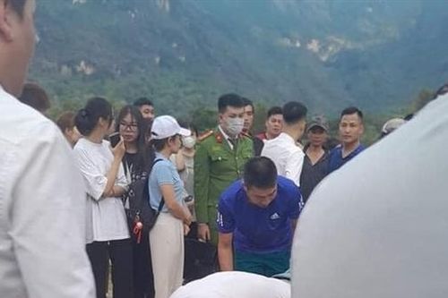 Nam sinh lớp 11 ở Hà Nội đuối nước khi đi tham quan ở Mai Châu
