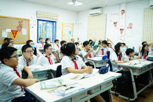 Chưa học hết tiểu học đã đối mặt với cuộc đua vào lớp 6