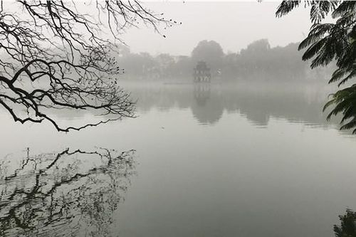 Thành phố mưa phùn