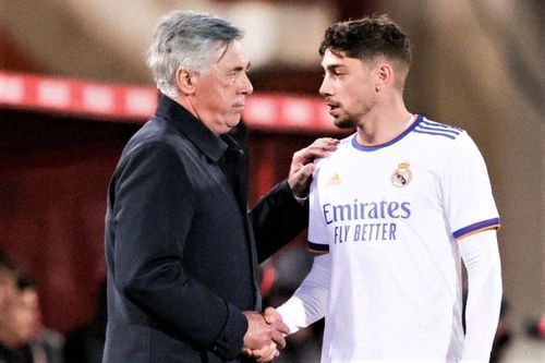Valverde giúp Ancelotti khỏi cảnh thất nghiệp