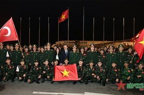 Đoàn Quân đội nhân dân Việt Nam lên đường sang hỗ trợ Thổ Nhĩ Kỳ khắc phục hậu quả động đất