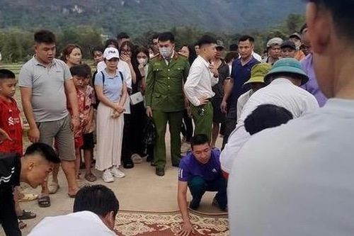 Học sinh lớp 11 Hà Nội tử vong khi đi dã ngoại ở Hòa Bình, nhà trường báo cáo gì?