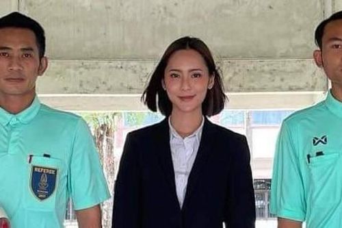Chân dung 'nữ thần' mới của bóng đá Thái Lan: Cực xinh đẹp, giỏi môn cưỡi ngựa