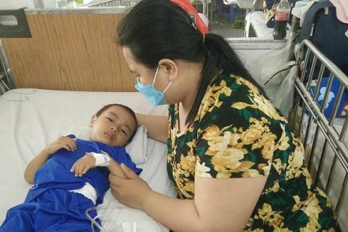 Bé Lương Công Đại được bạn đọc ủng hộ gần 50 triệu đồng