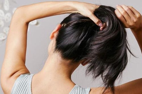 Giúp tóc bóng khỏe tự nhiên