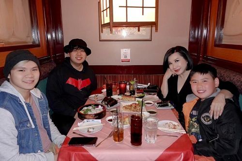Vợ cũ Bằng Kiều hẹn hò với '3 tình yêu lớn', tiết lộ tình trạng cánh tay sau tai nạn