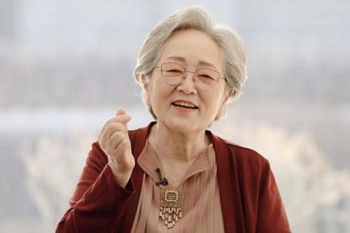 Rộ tin 'người bà quốc dân' Kim Young Ok đột ngột qua đời