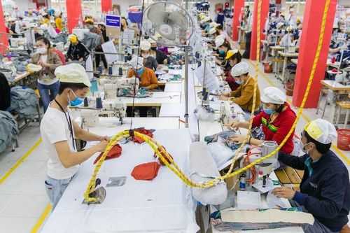 Doanh nghiệp khó khăn trong tuyển dụng lao động