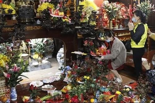 Tiền tỷ đổ vào dâng sao, giải hạn đầu năm: Hiểu đúng, thực hành đúng để không mê tín dị đoan