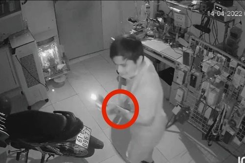 Bắt giữ nam thanh niên chuyên đột nhập các cửa hàng lấy nhiều tài sản