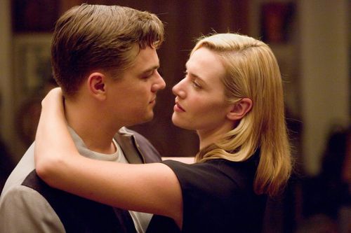 Kate Winslet từng đóng cảnh nóng với DiCaprio trước mặt chồng cũ