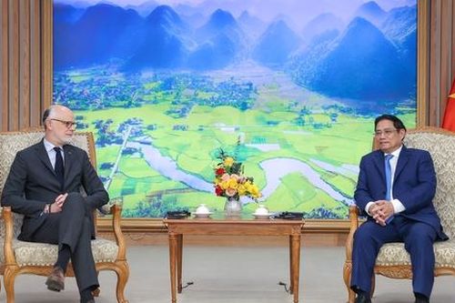 Thủ tướng Phạm Minh Chính tiếp cựu Thủ tướng Pháp Eduord Philippe