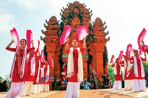 Ngày hội của cộng đồng các dân tộc Việt Nam