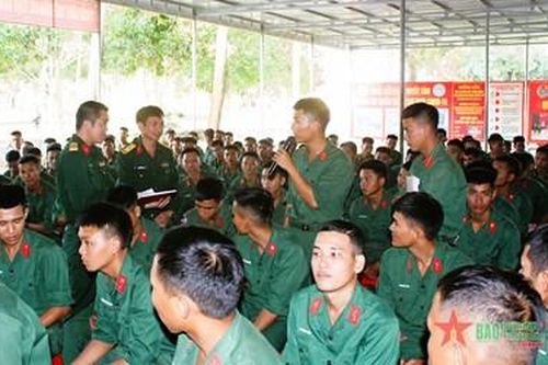 Đồng lòng cao nhờ dân chủ thực chất