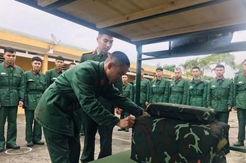 Về với mái nhà chung