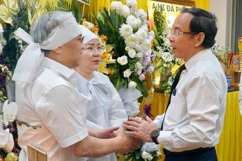 Tiễn đưa Đại tá Bùi Văn Tùng về nơi an nghỉ cuối cùng