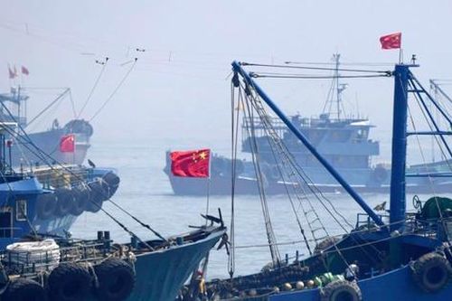 Trung Quốc phát hiện vật thể bay bí ẩn, chuẩn bị bắn hạ