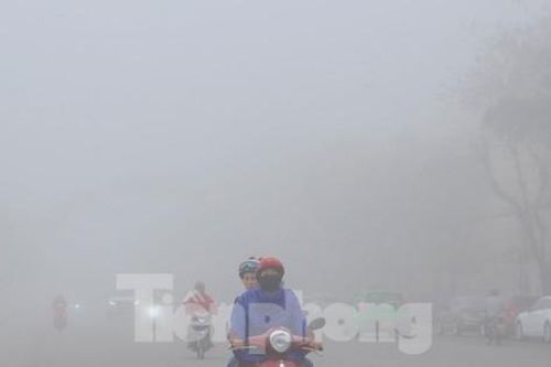 Thành phố Hà Tĩnh chìm trong sương mù dày đặc