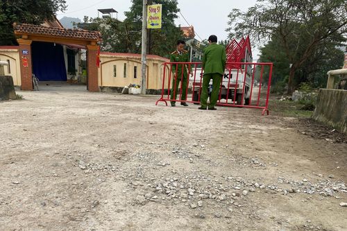 Điều tra vụ nổ trên cầu vào ban đêm