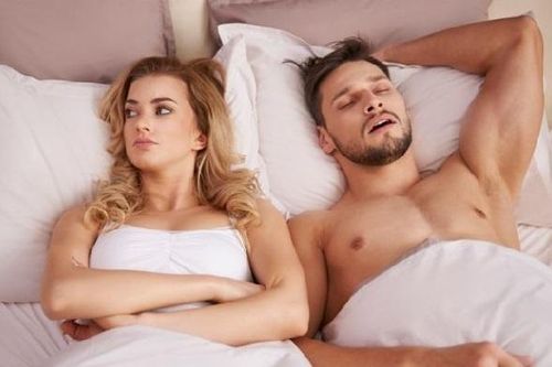 Vì sao đàn ông thường buồn ngủ sau khi làm 'chuyện ấy'?