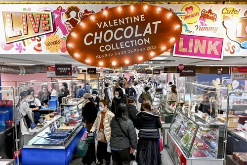 Ngày lễ tình yêu giúp tăng doanh thu từ chocolate tại xứ Phù Tang