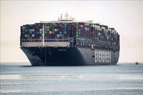 Tập đoàn Maersk kiện chủ tàu Ever Given liên quan đến sự cố mắc cạn ở kênh đào Suez
