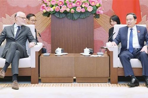 Phó Chủ tịch Thường trực Quốc hội Trần Thanh Mẫn tiếp nguyên Thủ tướng Cộng hòa Pháp, Thị trưởng thành phố Le Harve