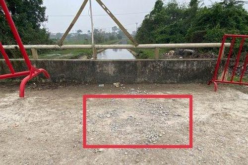 Tiếng nổ lớn bất thường xảy ra trên cầu trong đêm