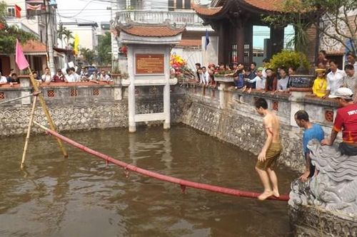 Năm nay làng mở hội