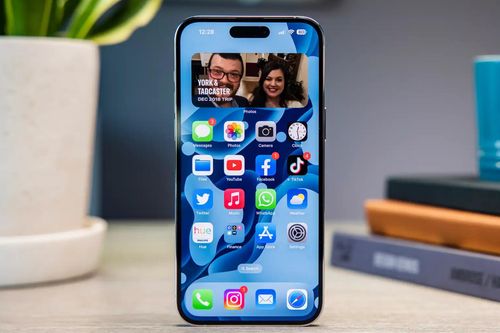 Mẫu iPhone với linh kiện đắt tiền nhất của Apple