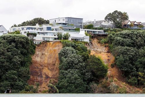 New Zealand ban bố tình trạng khẩn cấp quốc gia do bão Gabrielle