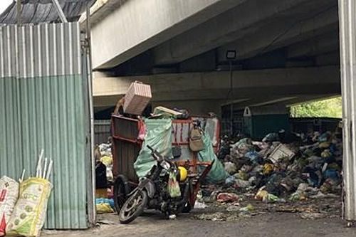 Cần Thơ: Người dân phường Bình Thủy khổ vì điểm tập kết rác