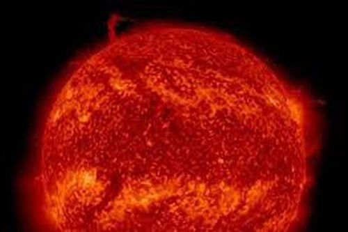 Lốc xoáy plasma chưa từng thấy của Mặt Trời có gây hại tới Trái Đất?