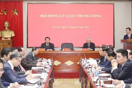 Hội đồng Lý luận Trung ương: Phải luận giải được các vấn đề thực tiễn đặt ra