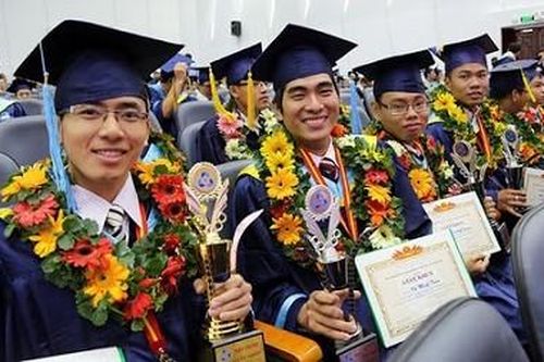 TPHCM: Làm sao thu hút người trẻ xuất sắc?