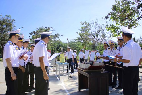 Lữ đoàn 955: Tổ chức hội thi mô hình học cụ huấn luyện chiến đấu