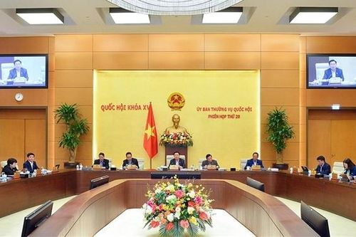 Thông qua Nghị quyết hướng dẫn thi hành một số điều của Nội quy kỳ họp Quốc hội