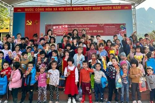 Sưởi ấm con chữ vùng cao (ngày 14/2/2023)