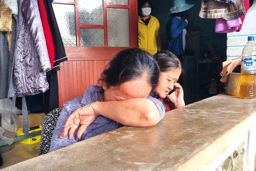 Tai nạn thảm khốc 8 người chết: Quê nghèo bàng hoàng nhận hung tin