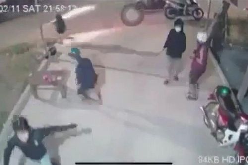 Thanh niên đập phá tài sản vì vợ bị bạn rủ đi nhà nghỉ trừ nợ