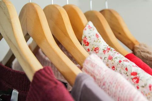 Cách sắp xếp tủ quần áo thông minh, nhắm mắt cũng lấy được thứ mình cần