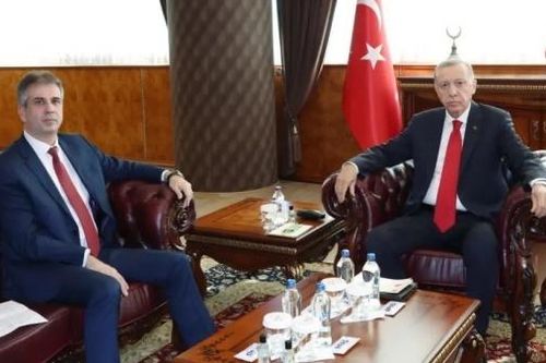 Ngoại trưởng Israel thăm Thổ Nhĩ Kỳ, tỏ thiện chí; lần đầu tiên sau 16 năm, hai nước làm việc này