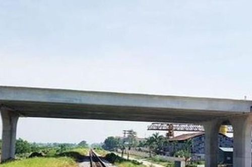 Xây dựng cầu đường bộ vượt đường sắt qua TP Phủ Lý (tỉnh Hà Nam)