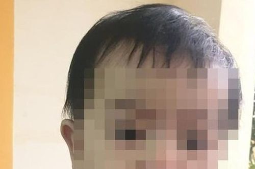 Bé gái bị bỏ rơi trong đêm cùng thư 'xin giấu tên' của mẹ