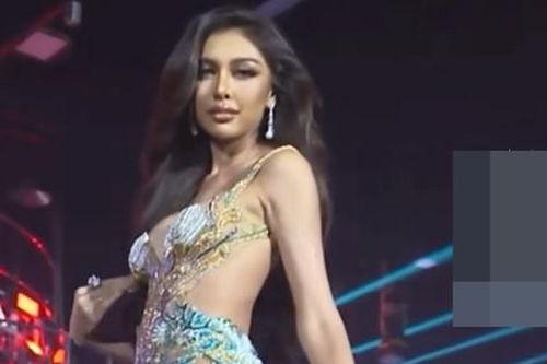 Thí sinh Hoa hậu Hòa bình ở Thái Lan hớ hênh khi trình diễn váy dạ hội