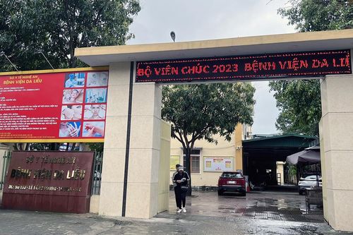 Hàng loạt sai phạm ở nhà thuốc Bệnh viện Da liễu Nghệ An