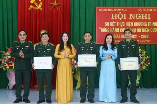 Hà Tĩnh: Tiếp tục triển khai sáng tạo, hiệu quả chương trình 'Đồng hành cùng phụ nữ biên cương'