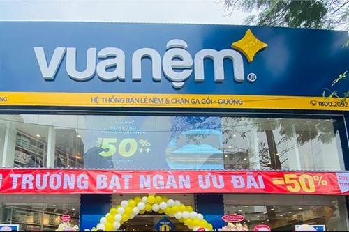Vua Nệm tiếp tục có quảng cáo nhạy cảm