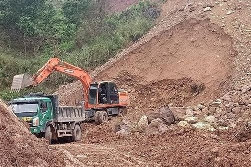Ngăn chặn tình trạng mua đi bán lại mỏ vật liệu, xử lý nghiêm việc găm giá